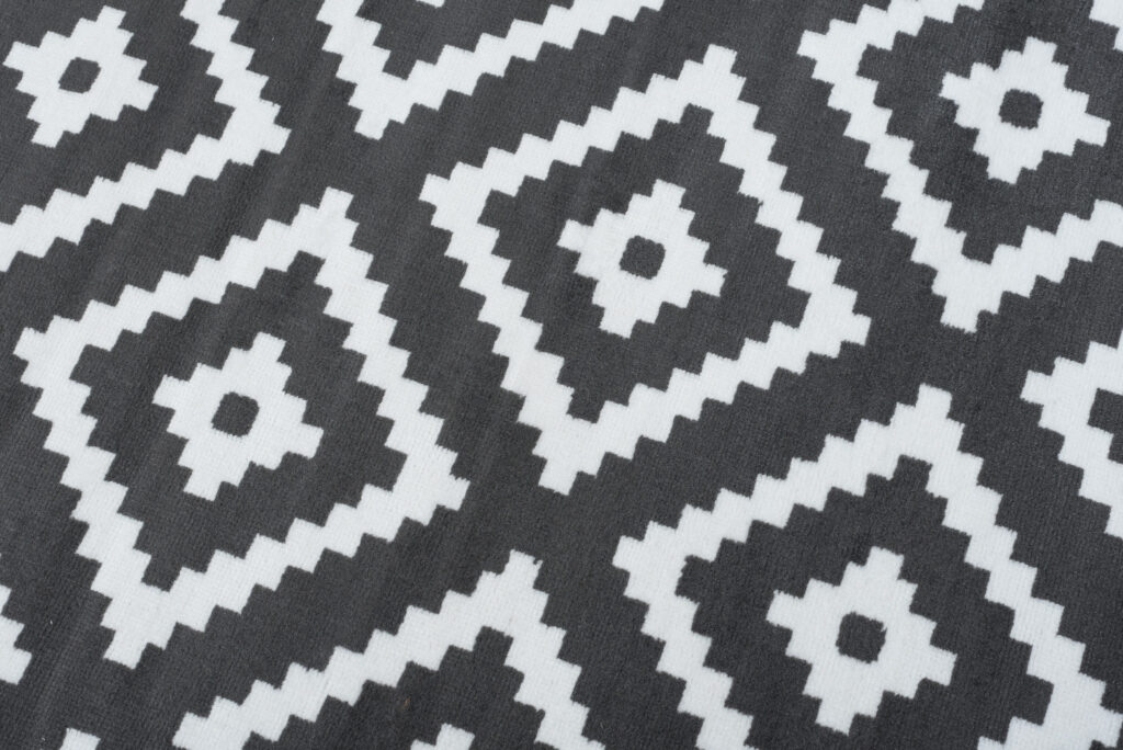Covor Luxury Gri Alb Geometric Diamant