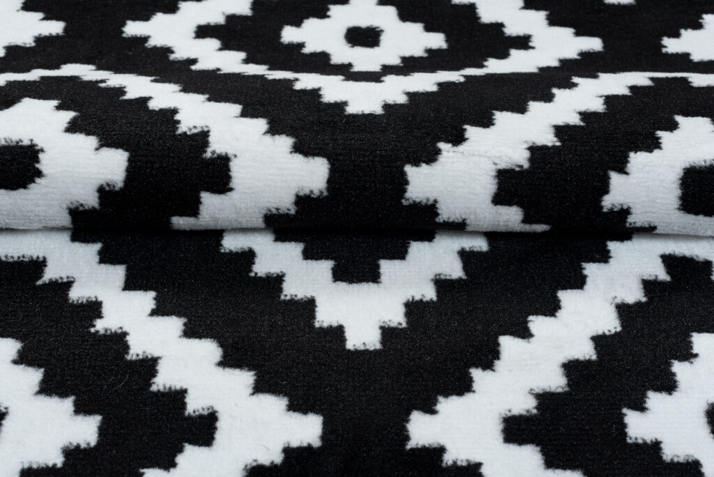 Covor Luxury Negru Alb Geometric Diamant