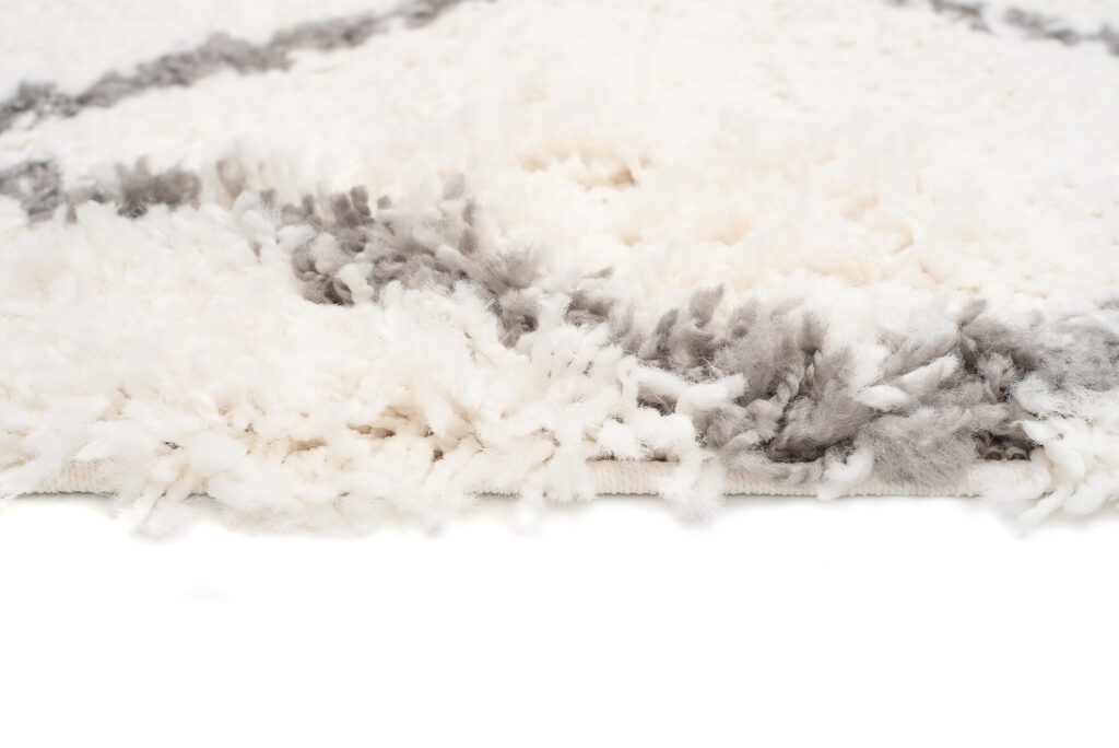 Covor Boho cu Ciucuri Crem Romburi Shaggy