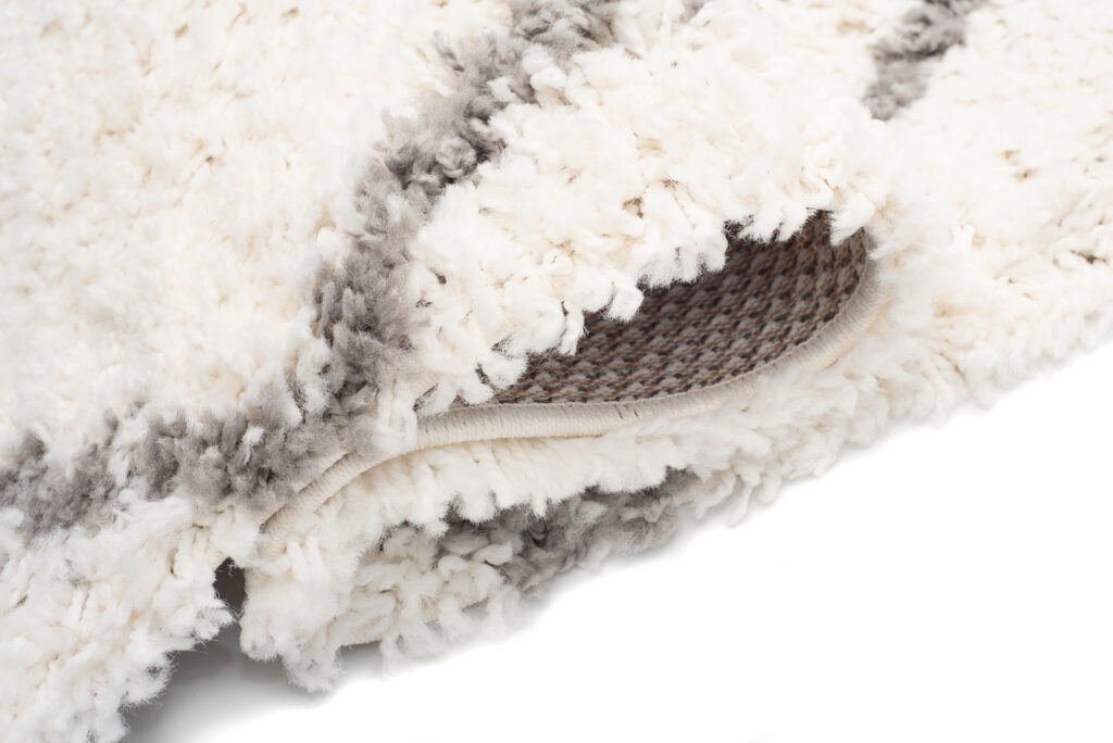 Covor Boho cu Ciucuri Crem Romburi Shaggy