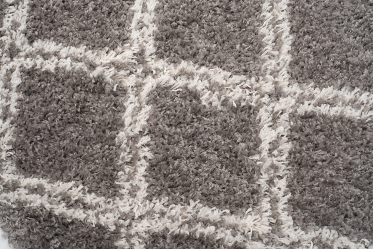 Covor Boho cu Ciucuri Gri Carouri Shaggy