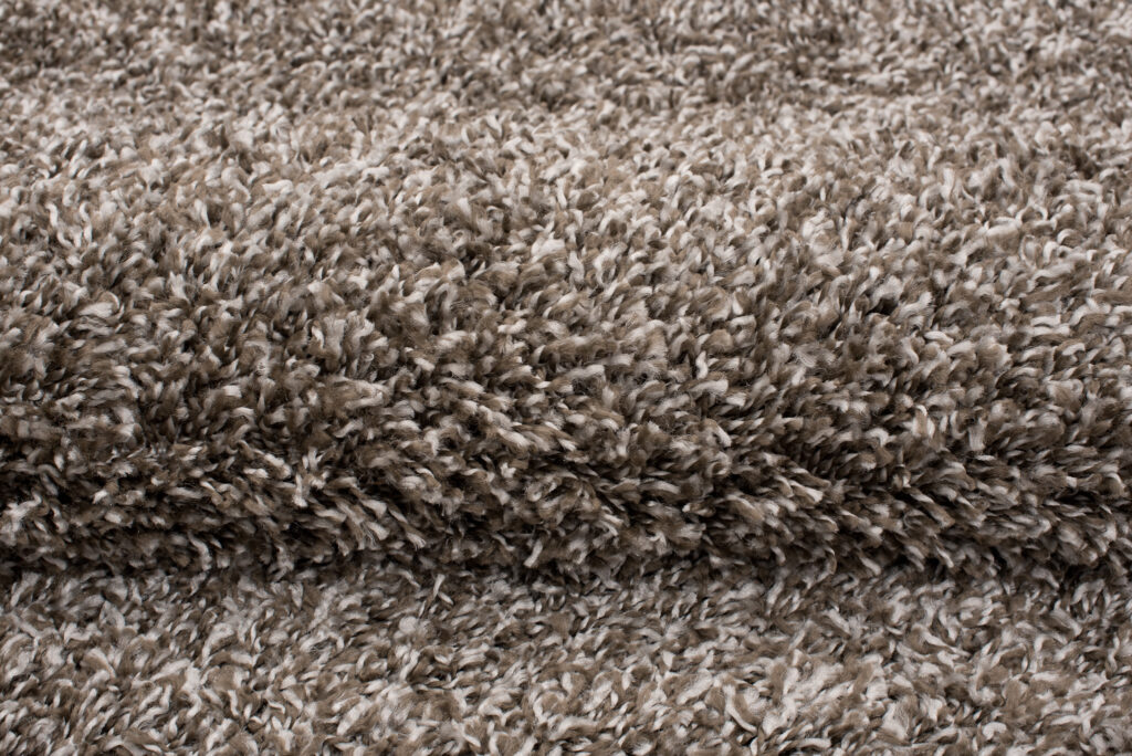 Traversă Essence Shaggy Taupe Gri Melanj
