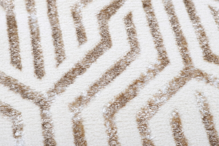 Covor Crystal Rotund Maro Crem Bej Linii