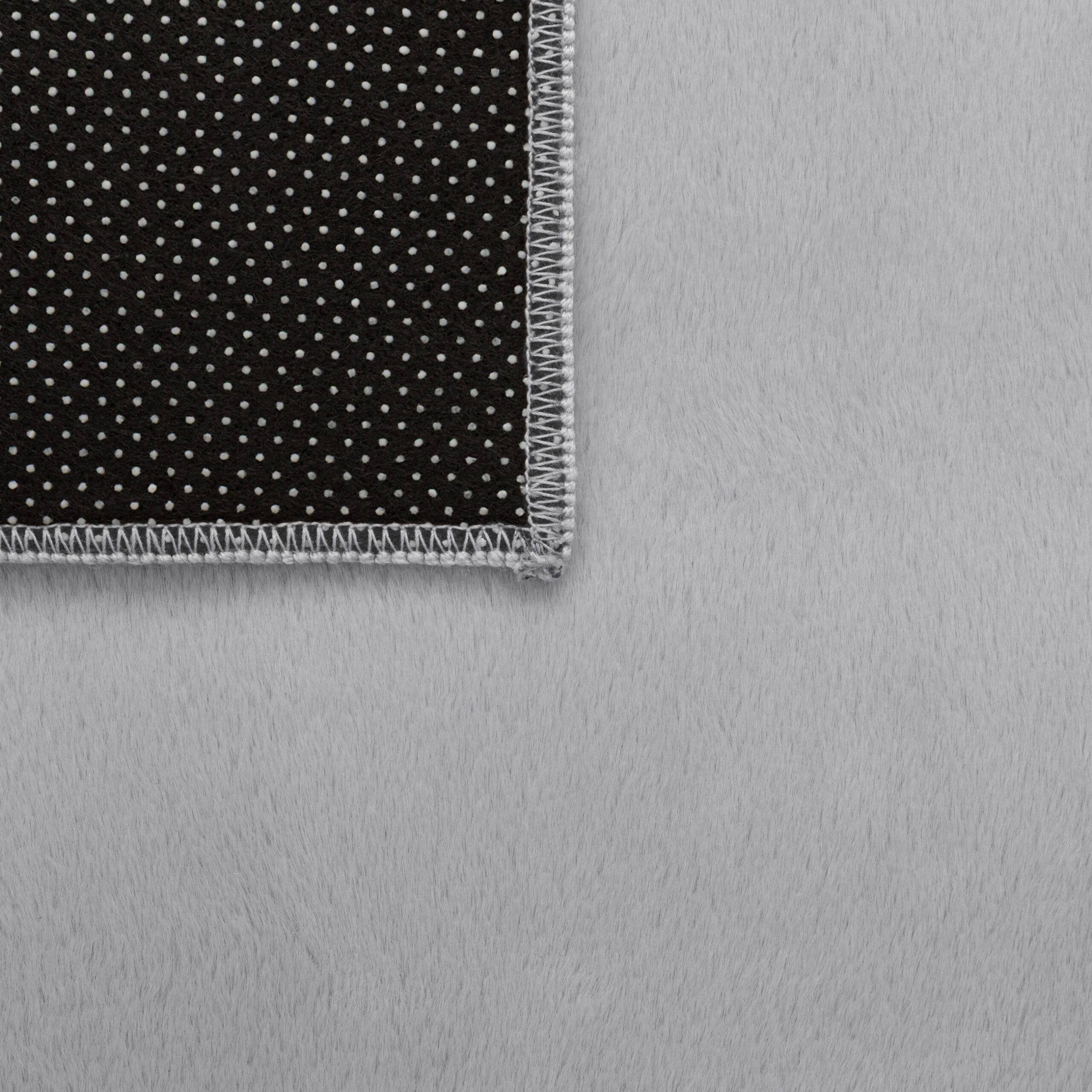 Covor Lumi Gri Deschis Antiderapant